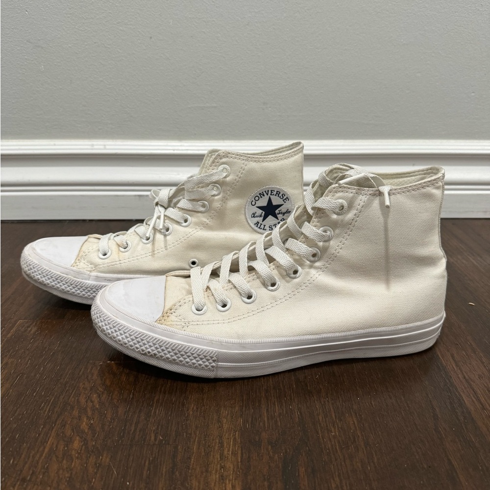 Converse Chuck Taylor II 2 - Size 7.5 - White - Used